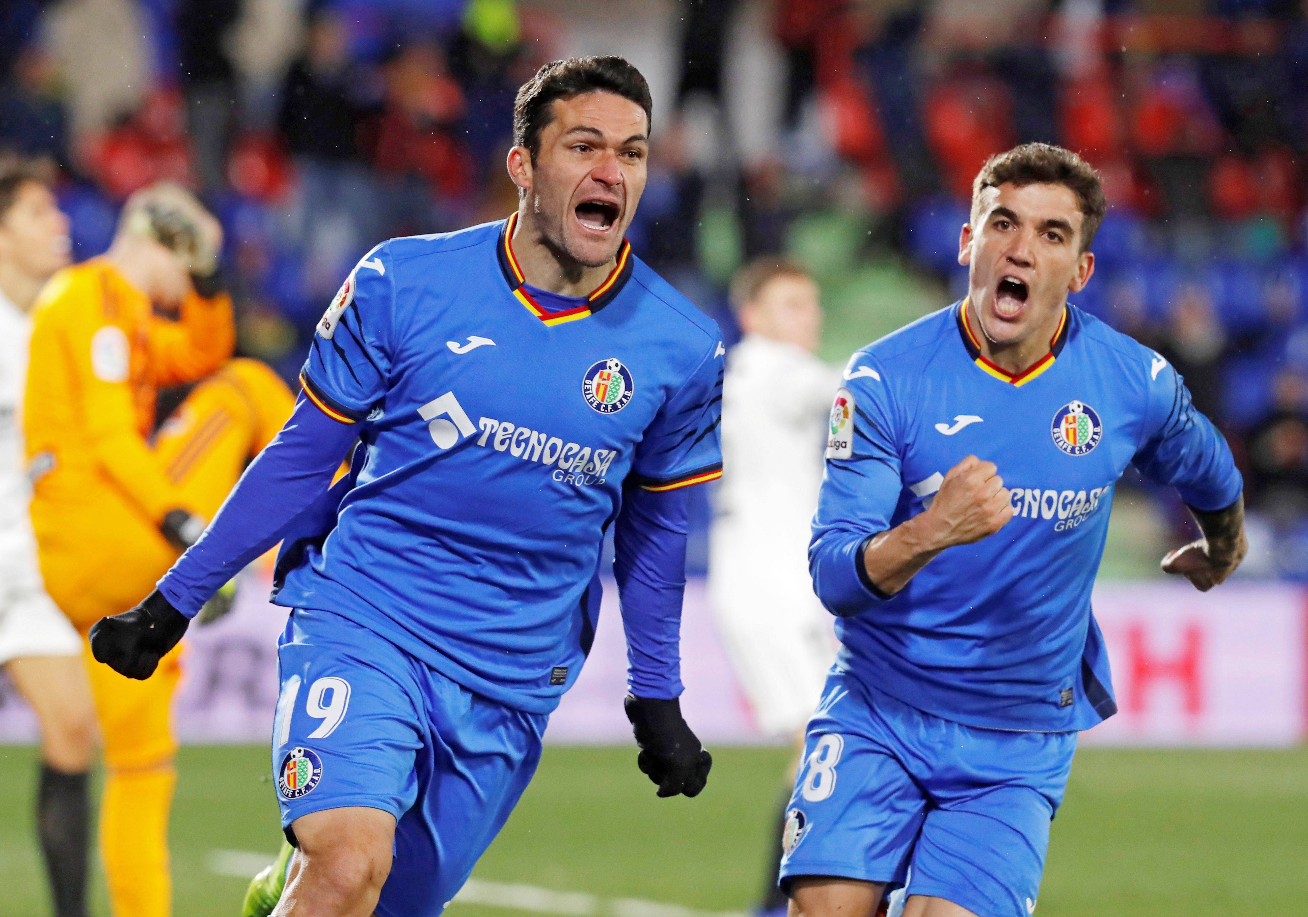 瓦伦西亚客场大胜莱加内斯，结束连败