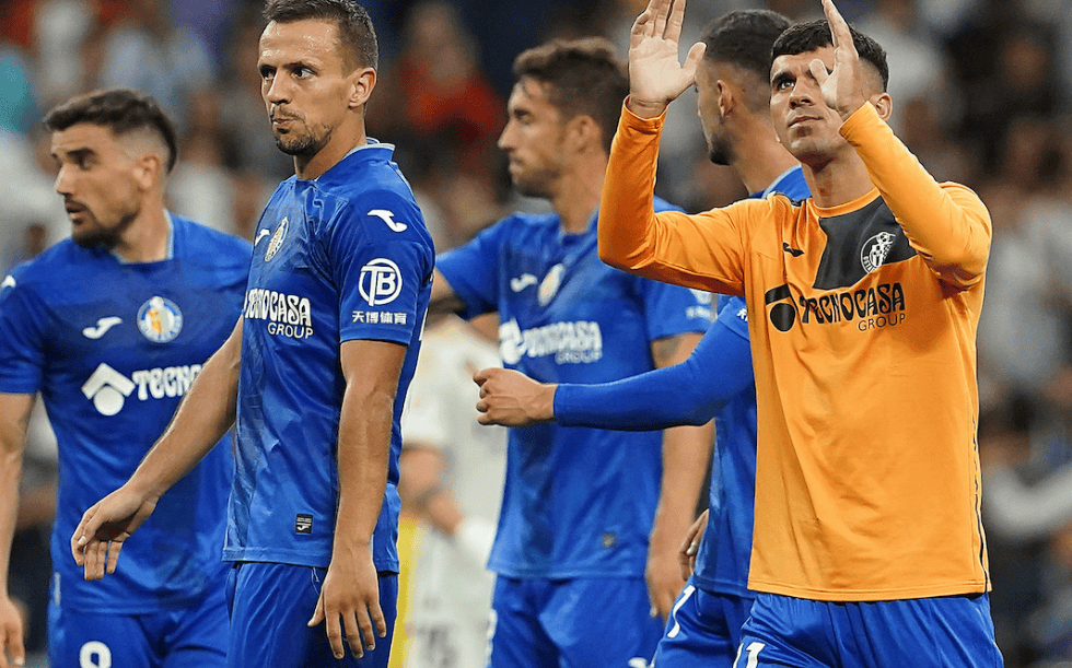 塞维利亚客场平局，保持联赛不败