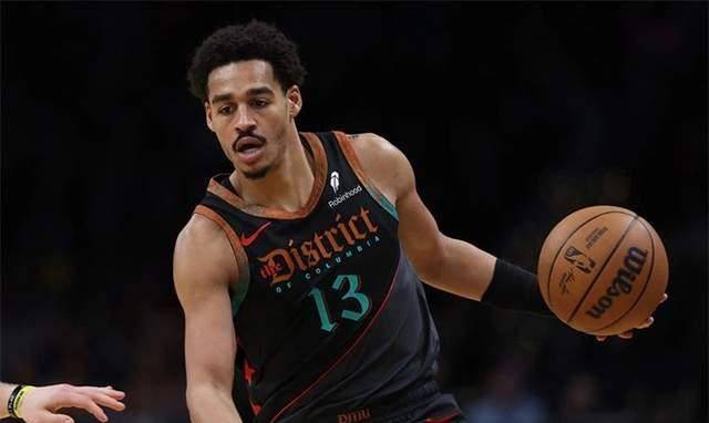 开云体育APP下载-包含NBA新秀首秀表现平平，亟待调整适应职业赛场的词条