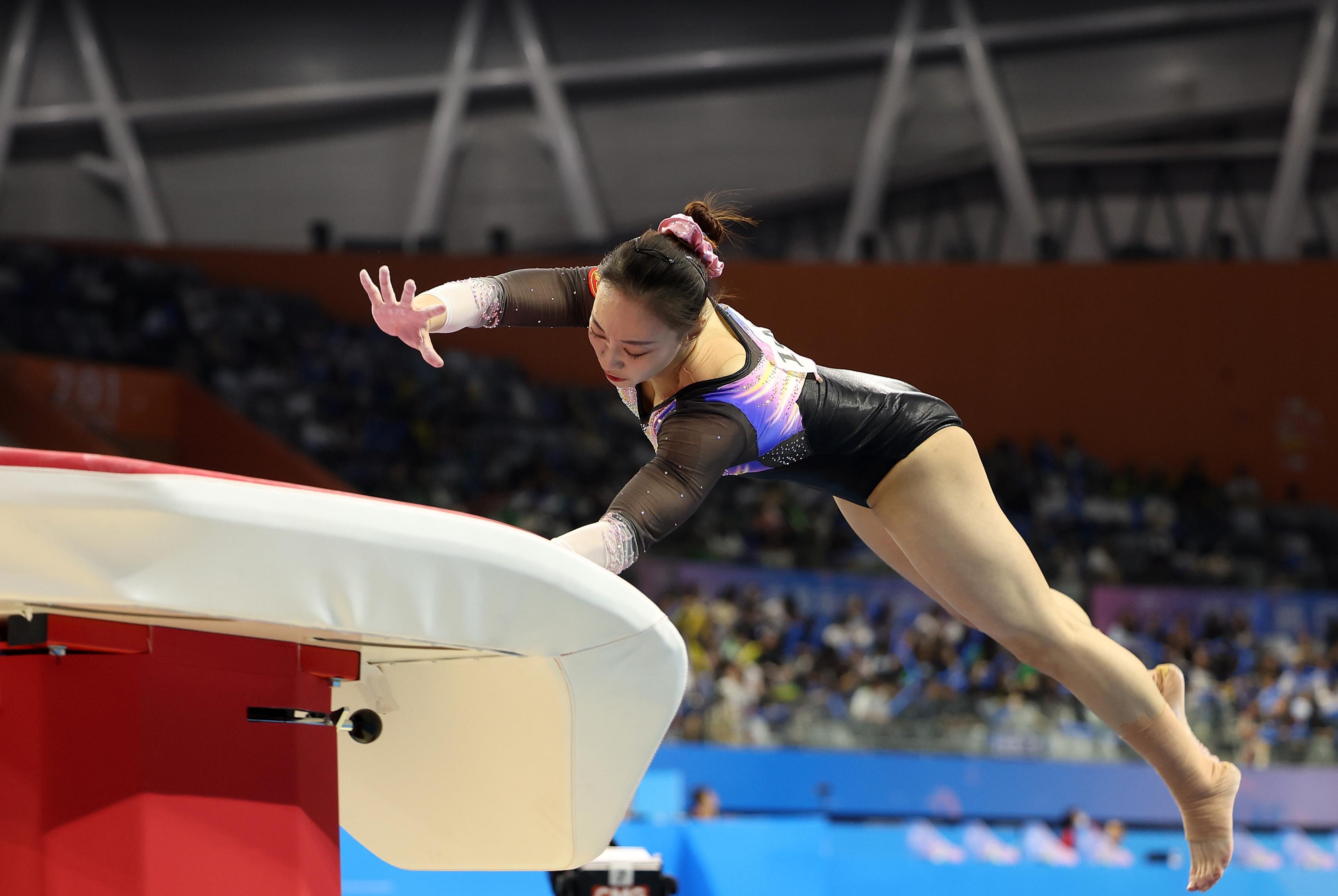 包含体操赛事精彩瞬间盘点,年度回顾震撼登场的词条 包含体操赛事精彩瞬间盘点,年度回顾震撼登场的词条