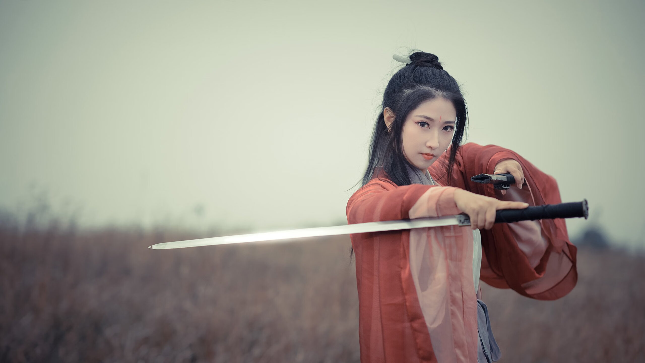 库里完美发挥引领步行者跨联赛力克广厦队，篮球盛宴再现巨星风采