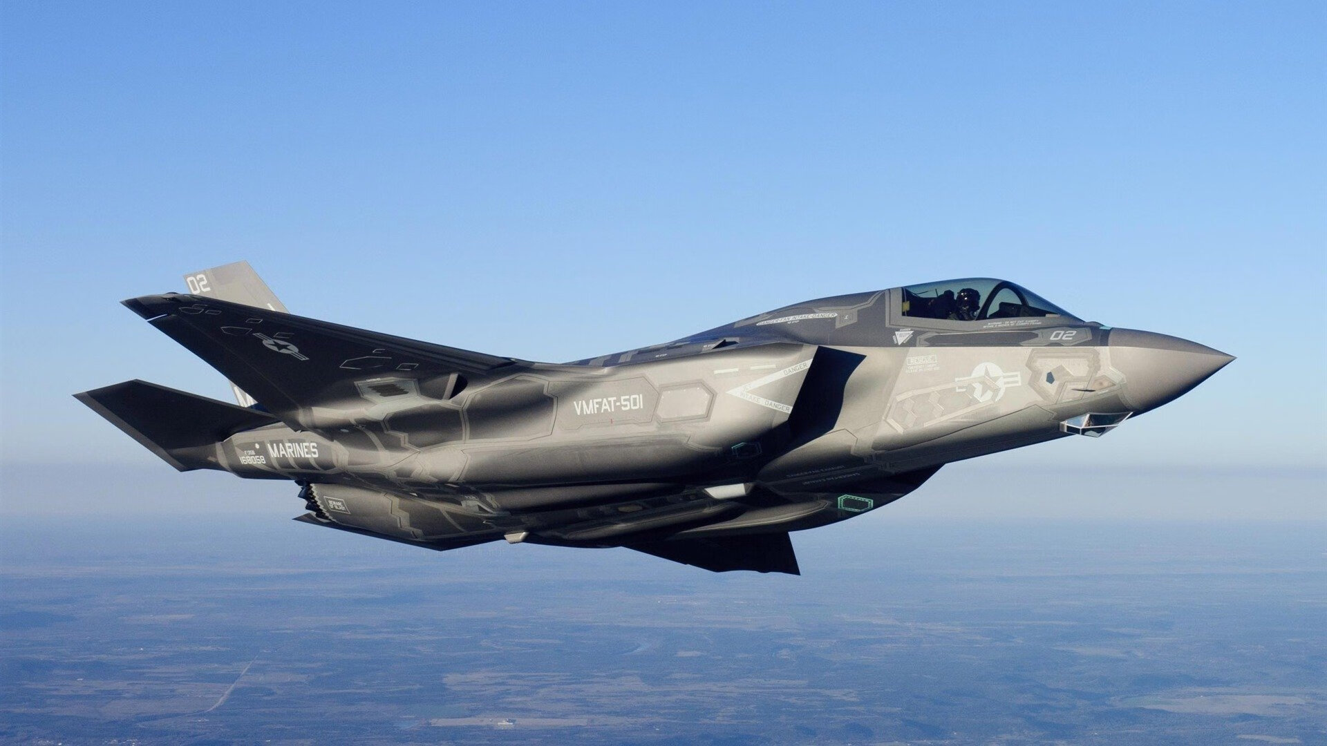 黄蜂力克广东队，爱德华兹世界排名战接管比赛，篮球世界迎来新格局