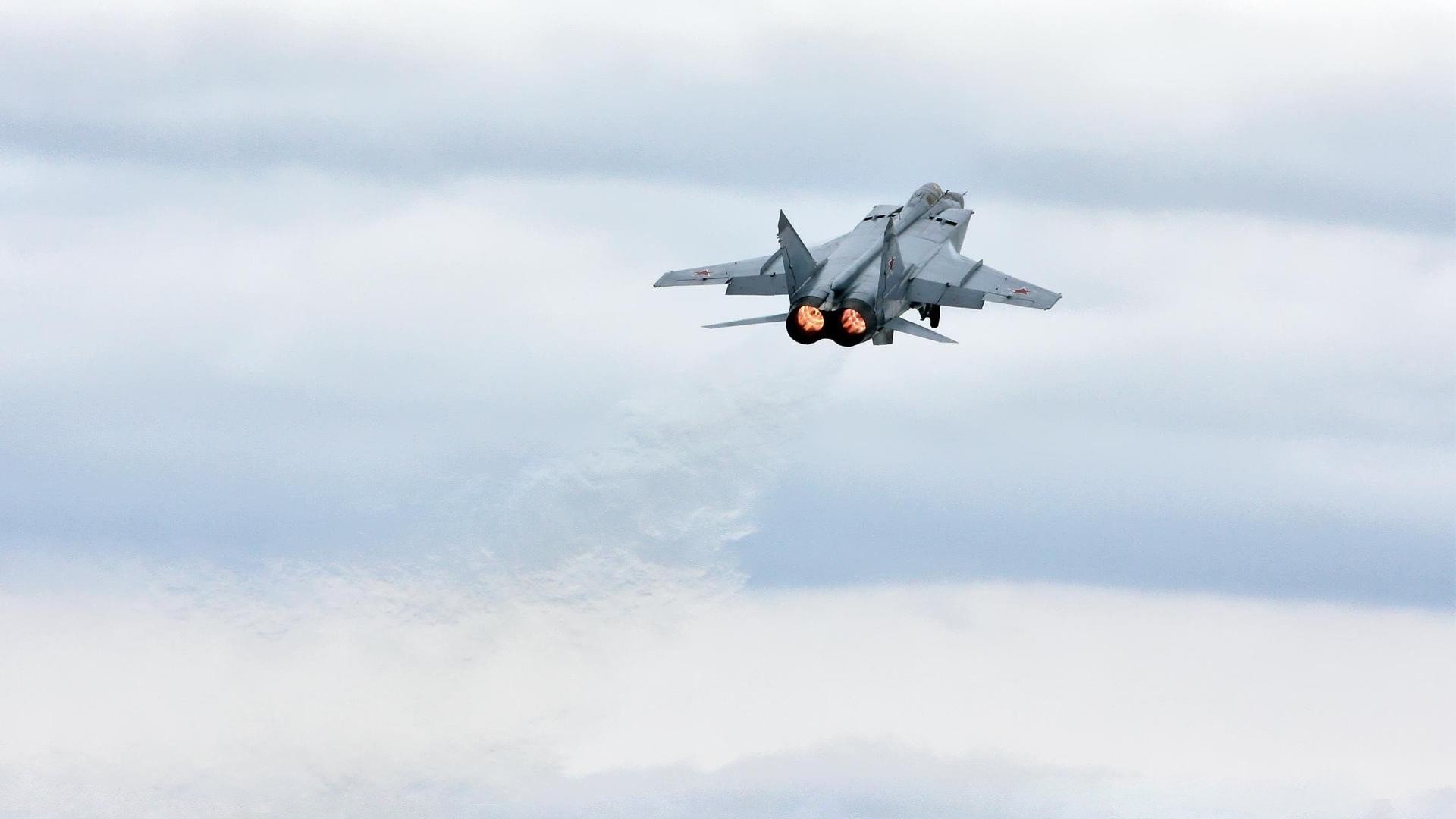 上海队全面压制森林狼,德罗赞关键先生引领胜利