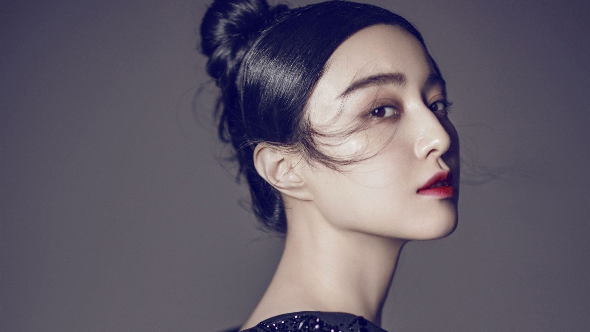 暗黑丛林中的光,哈弗茨的救赎与玻利维亚的烈火