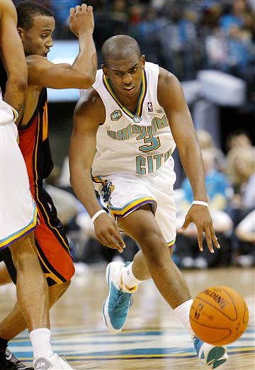 深圳队爆冷黄蜂，保罗带动全队节奏